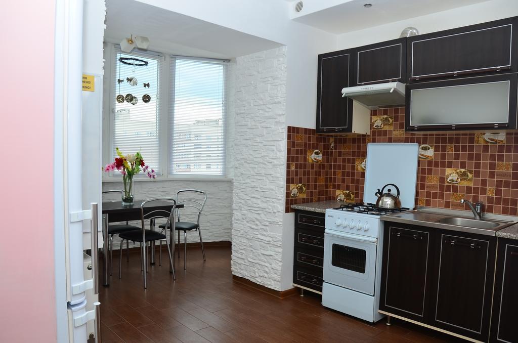 Babylon Apartment On Bukovinskaya Street Rivne Extérieur photo